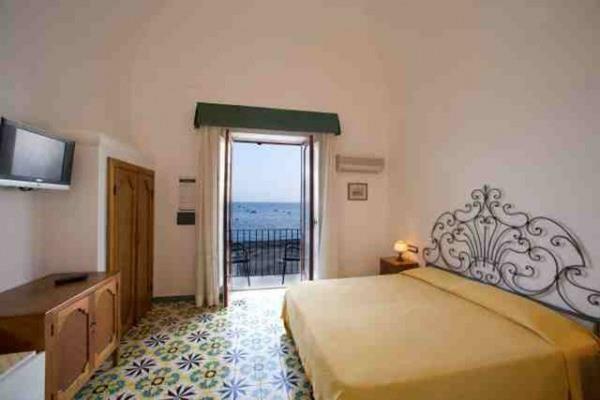 La Caravella Di Positano - Relais, Beach & Residences Exterior photo
